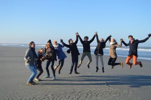 jump-628431_640